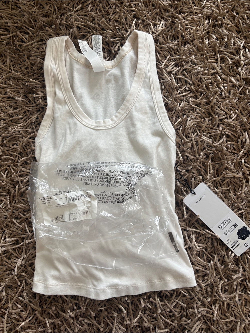 NEW ALO Timeless Tank Top in Cream Size Medium NWT